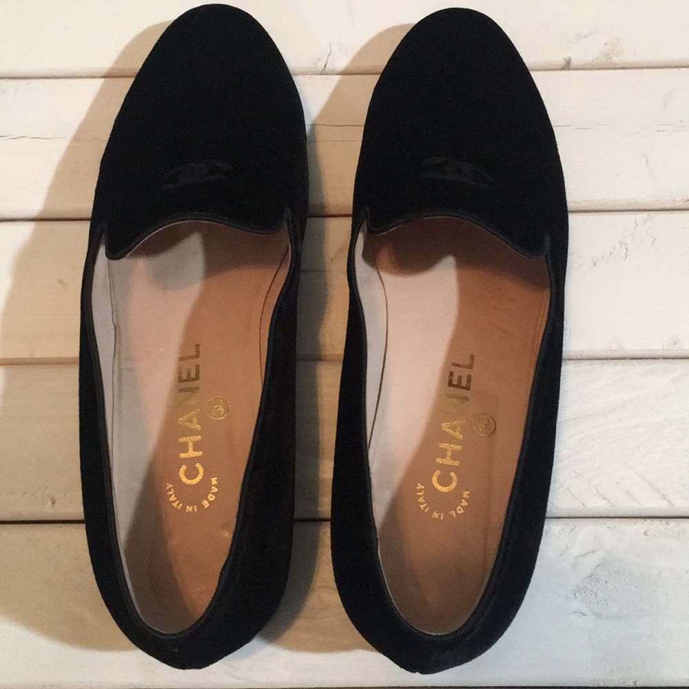 CHANEL Black Velvet CC Smoking flats